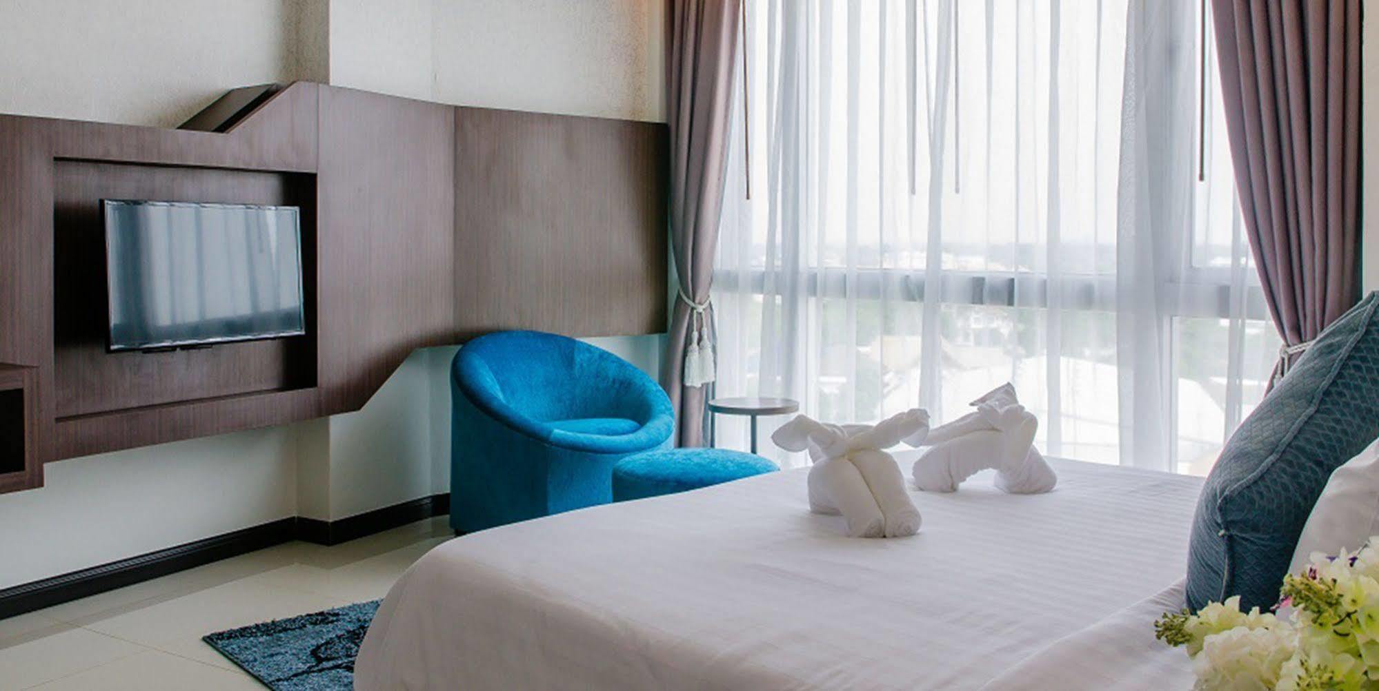 נאקהון סאוואן 42C The Chic Hotel מראה חיצוני תמונה