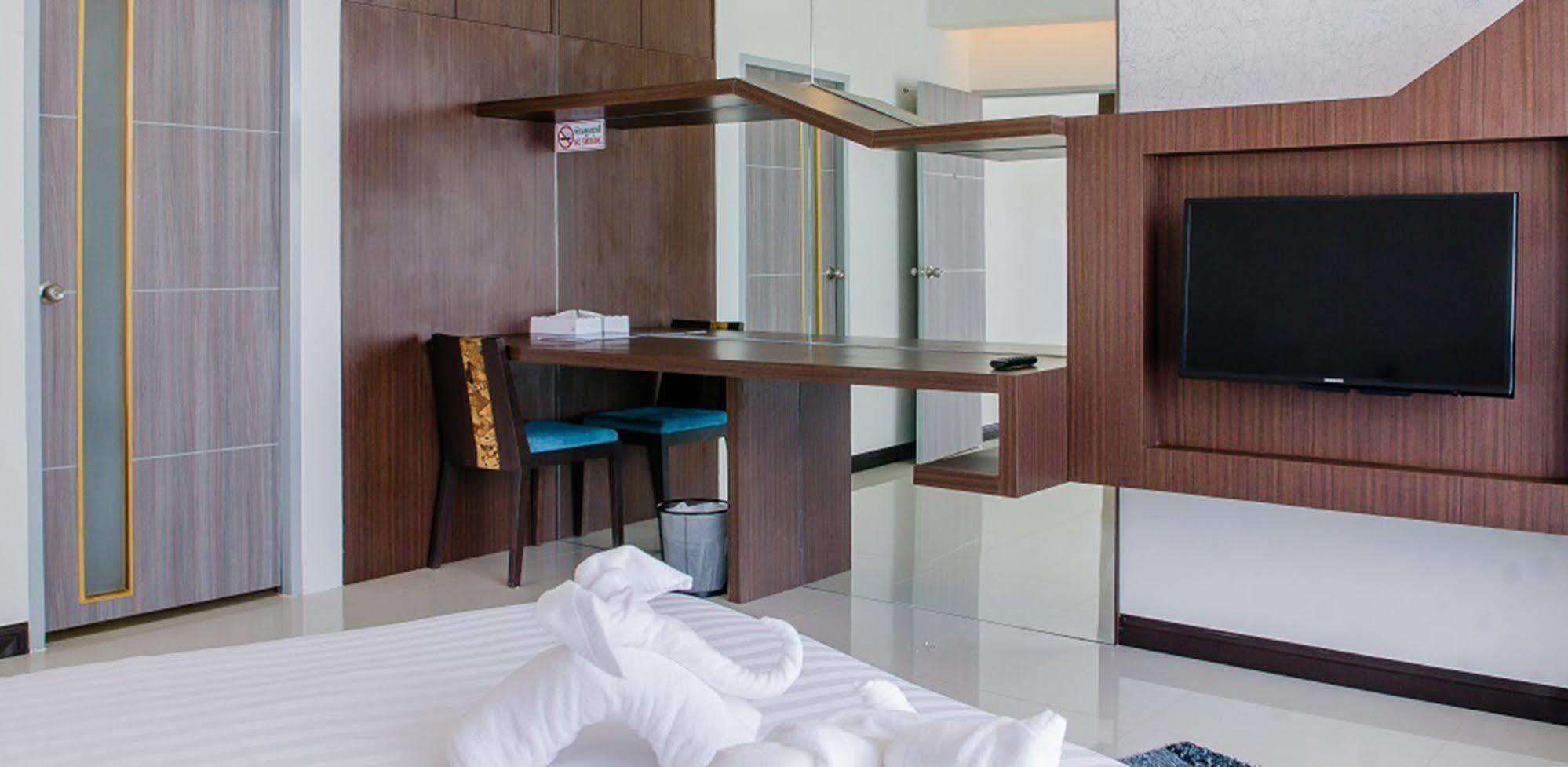 נאקהון סאוואן 42C The Chic Hotel מראה חיצוני תמונה